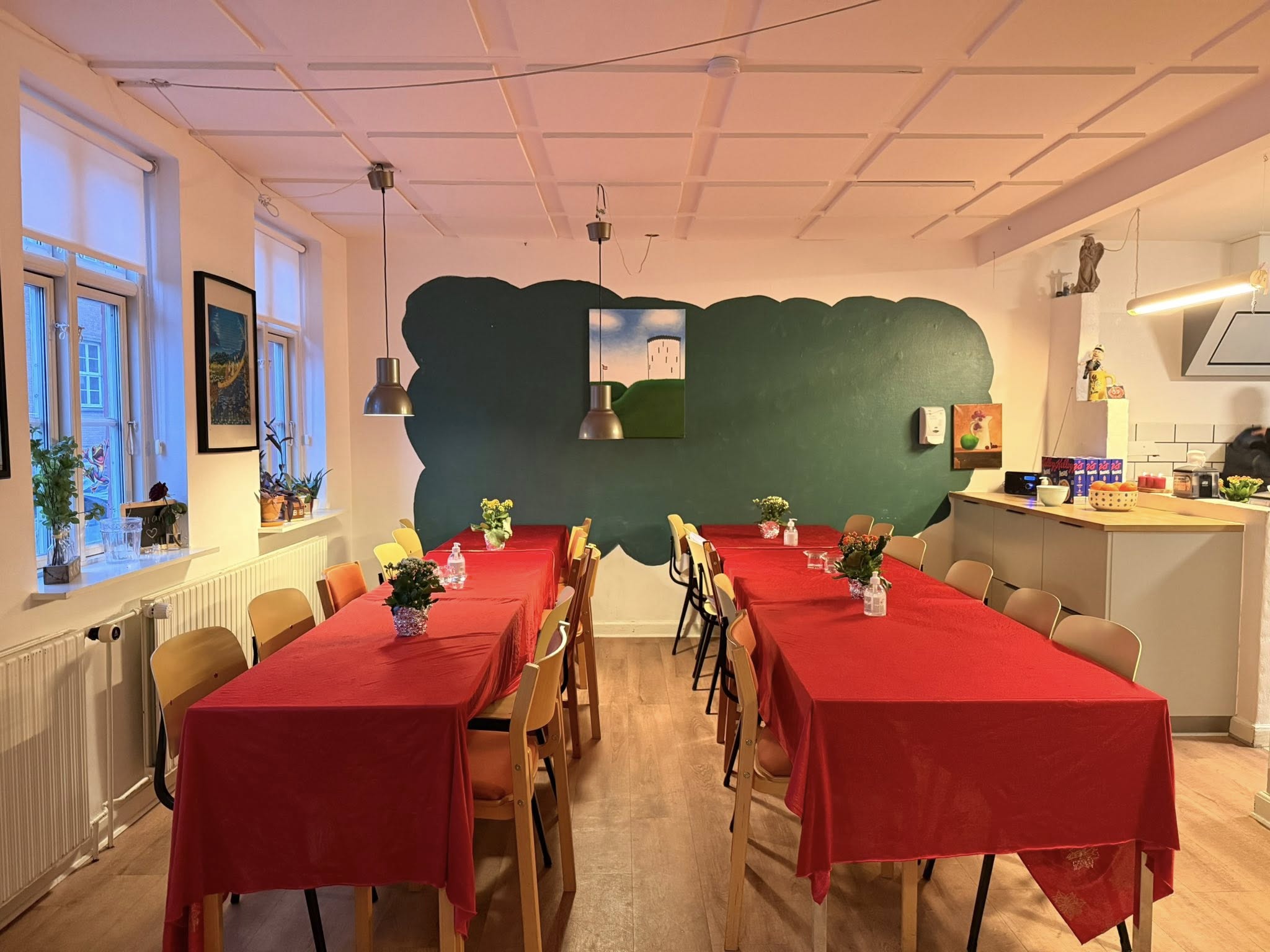 Varmestue og køkken